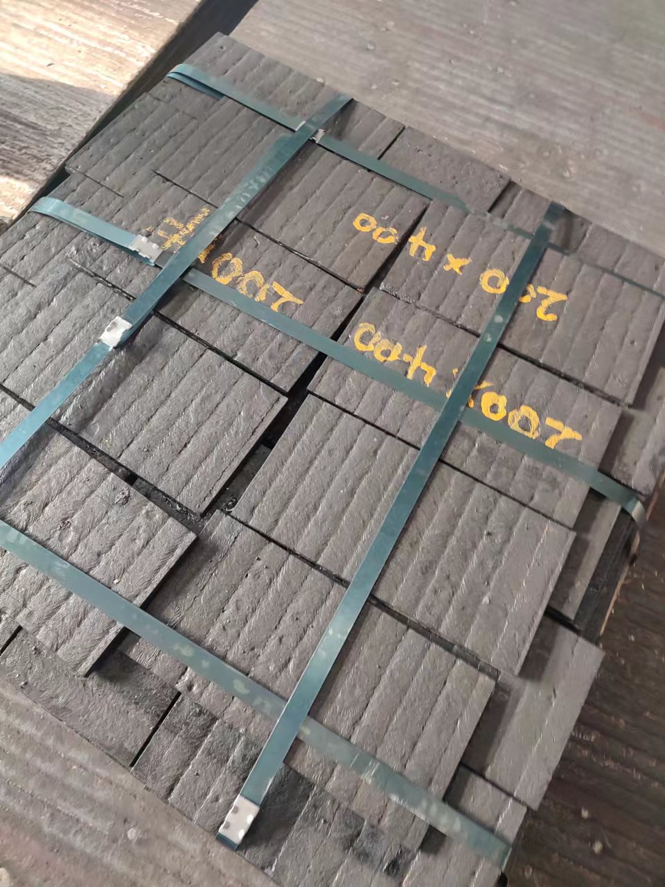 吉林堆焊耐磨板耐磨钢板
