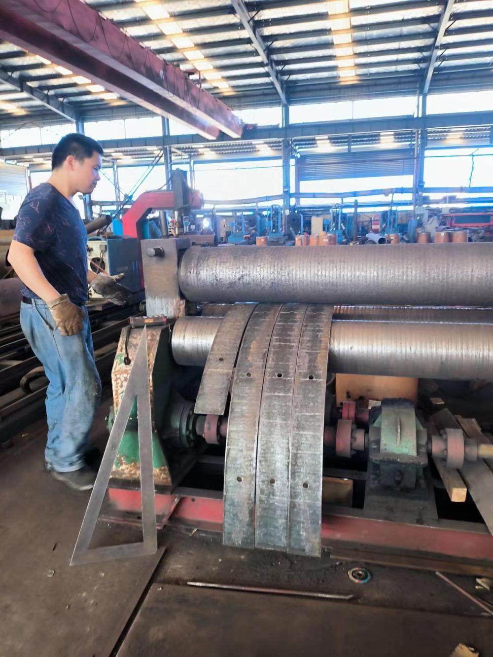 吉林合金耐磨板折弯加工和操作流程