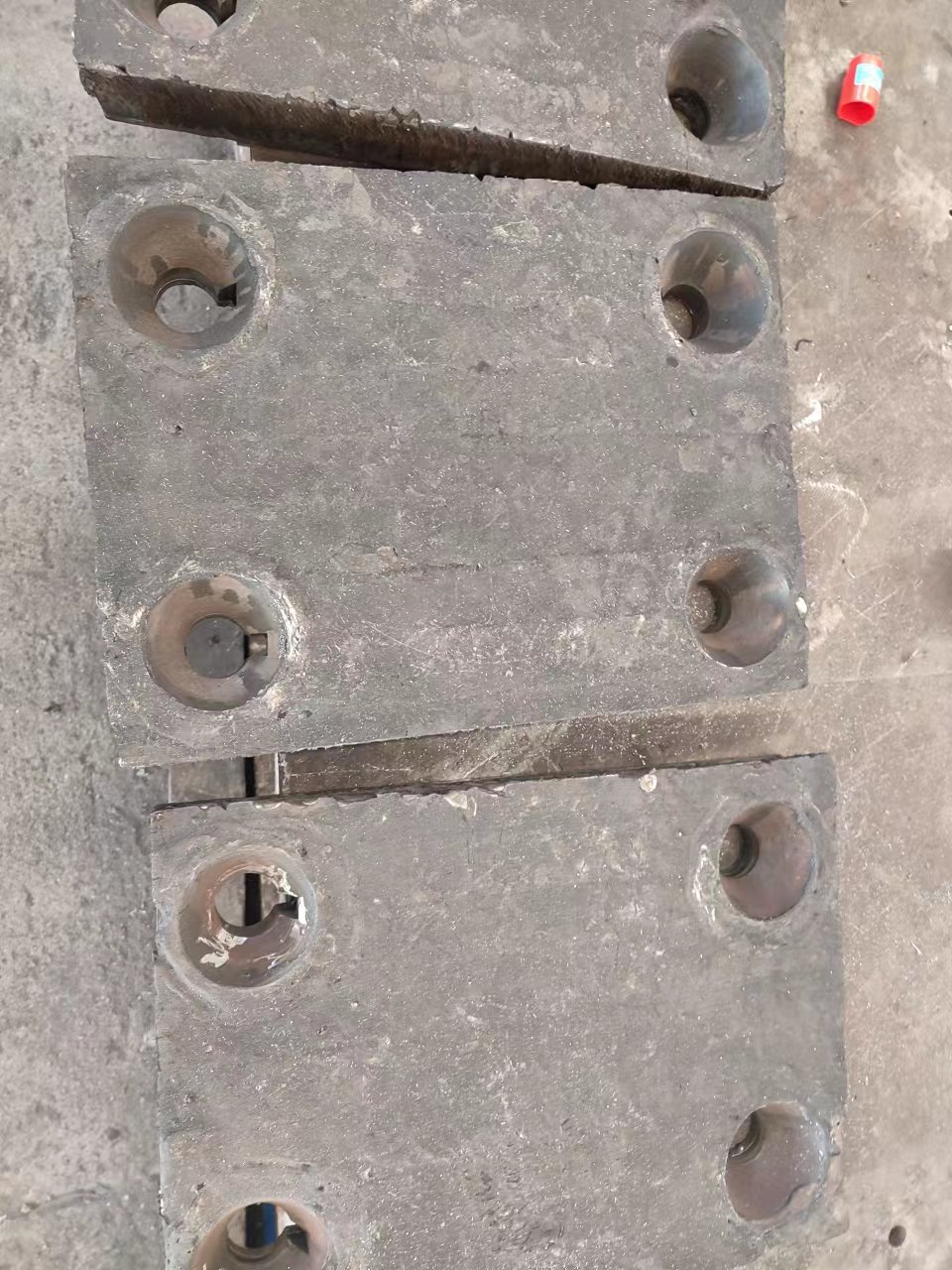 吉林七种碳化铬堆焊耐磨钢板的加工方式