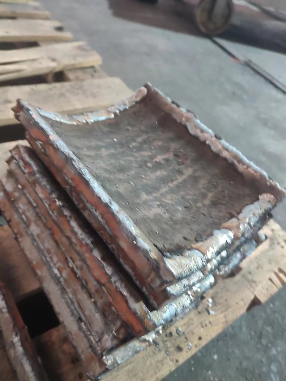江西耐磨板压弧折弯打孔